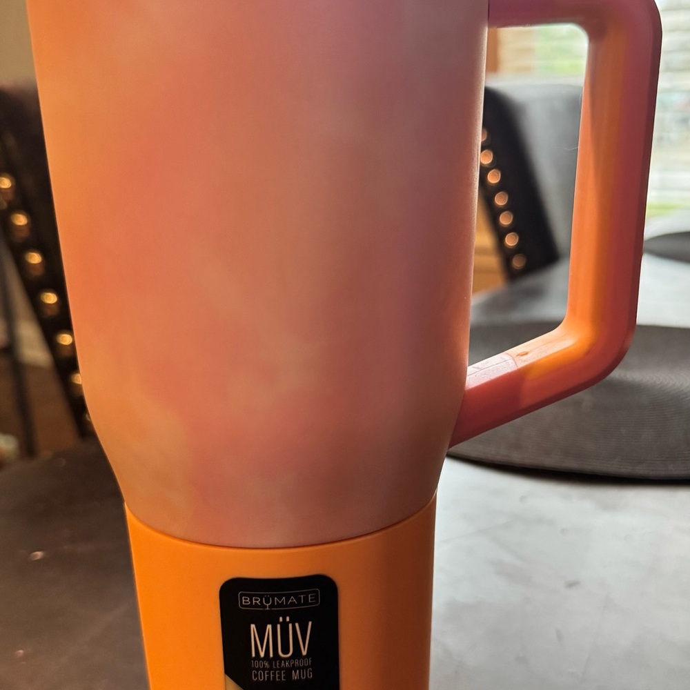 35oz. Brumate. MÜV Coffee Mug - Pink and Orange